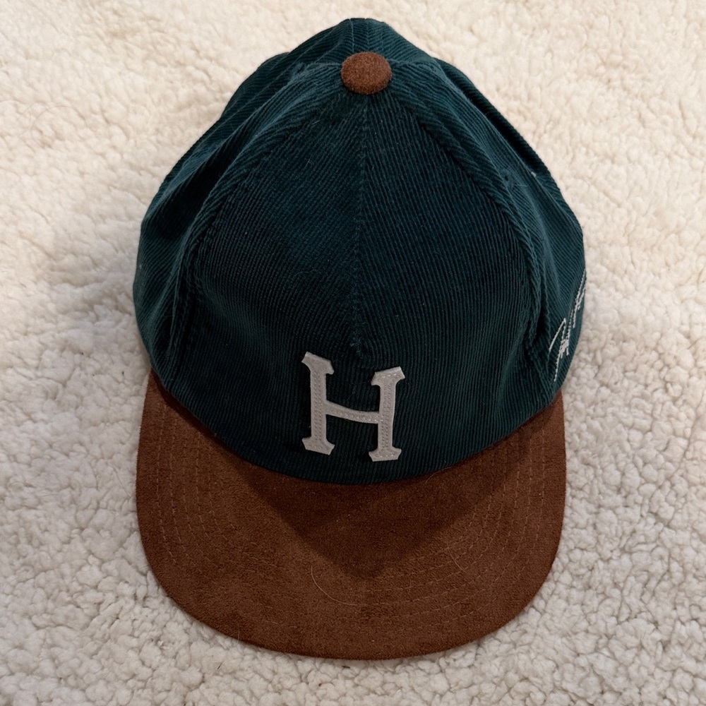 Hug Brand new Green and Brown Cap